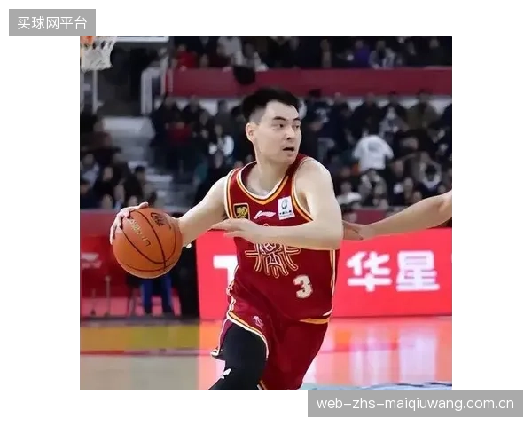 山西后卫贾明儒凭借高效的外线火力,成为联盟公认的最佳第六人。 山西后卫贾明儒凭借高效的外线火力,成为联盟公认的最佳第六人。